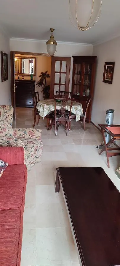 Apartamento con garaje en el corazón de Santa Cruz España