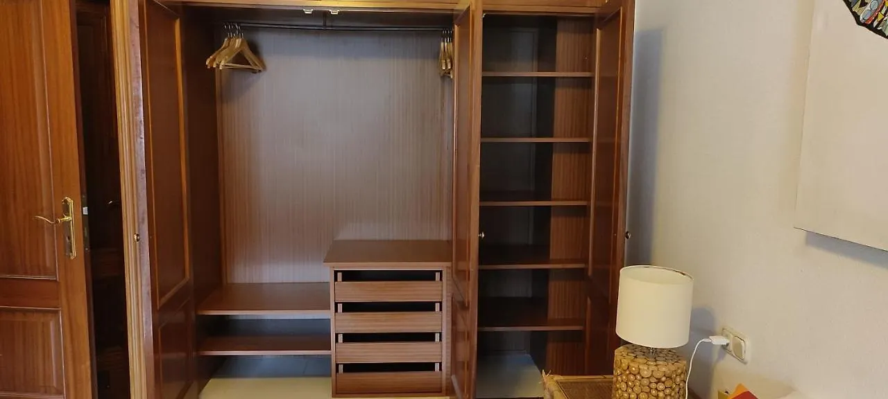 Apartamento con garaje en el corazón de Santa Cruz España